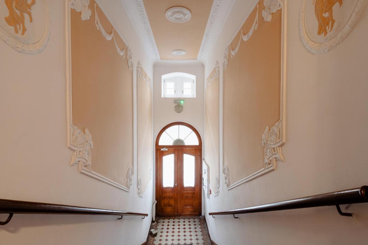 Elegant Very Berry Studios In Poznan Center By Noclegi Renters ภายนอก รูปภาพ